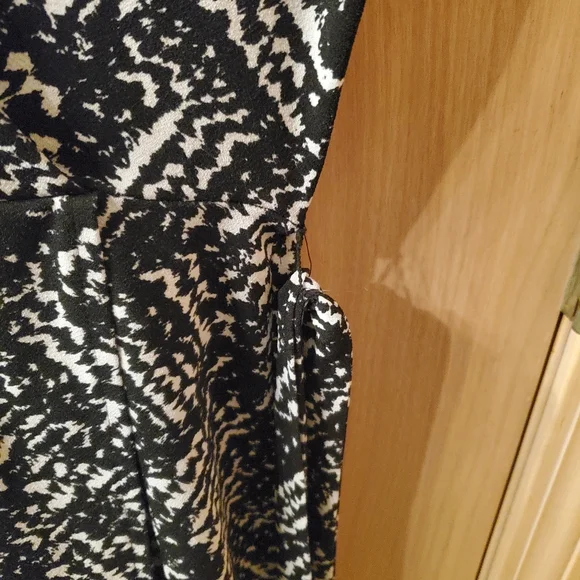 Apt 9, size L, sleeveless dress, knee length - Picture 3 of 7